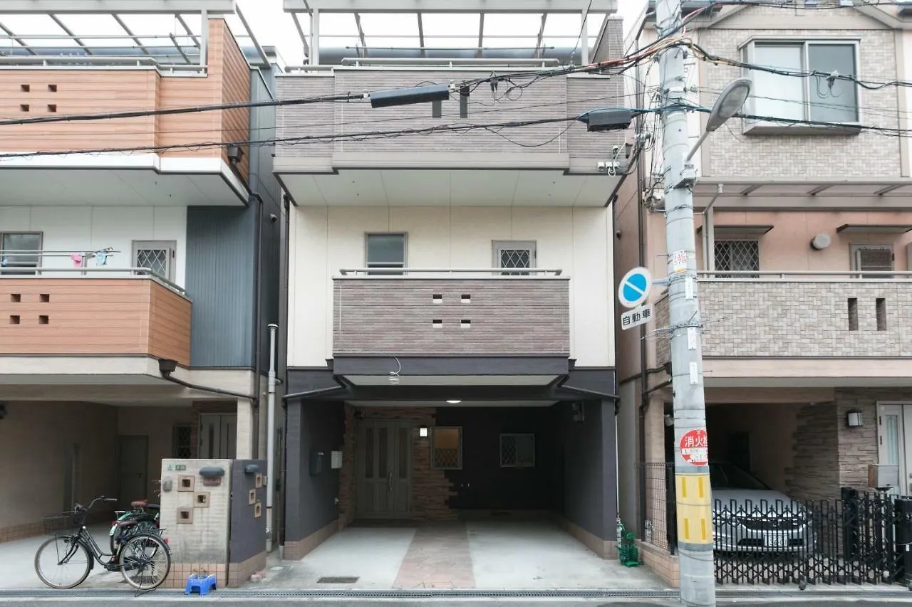 Willa Universal House Osaka Japonia