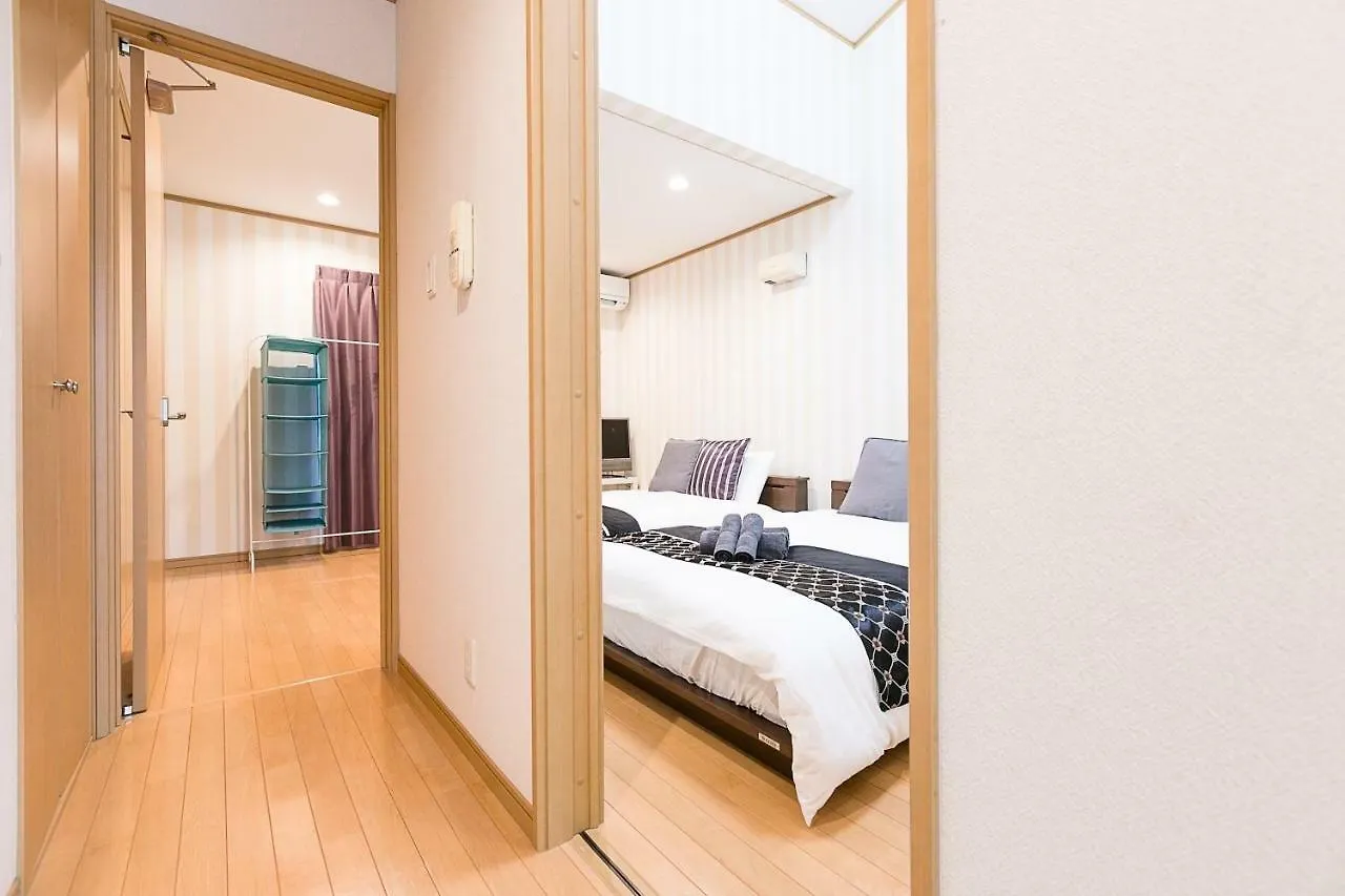 Semesterbostad Universal House Villa Osaka