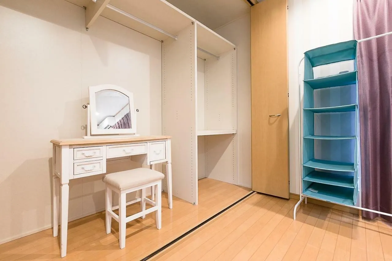 Semesterbostad Universal House Villa Osaka